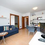 דירה Palazzo - Porto Letizia פורלצה