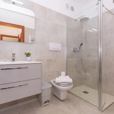 Palazzo - Porto Letizia Apartman *