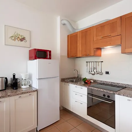 Palazzo - Porto Letizia Apartman *